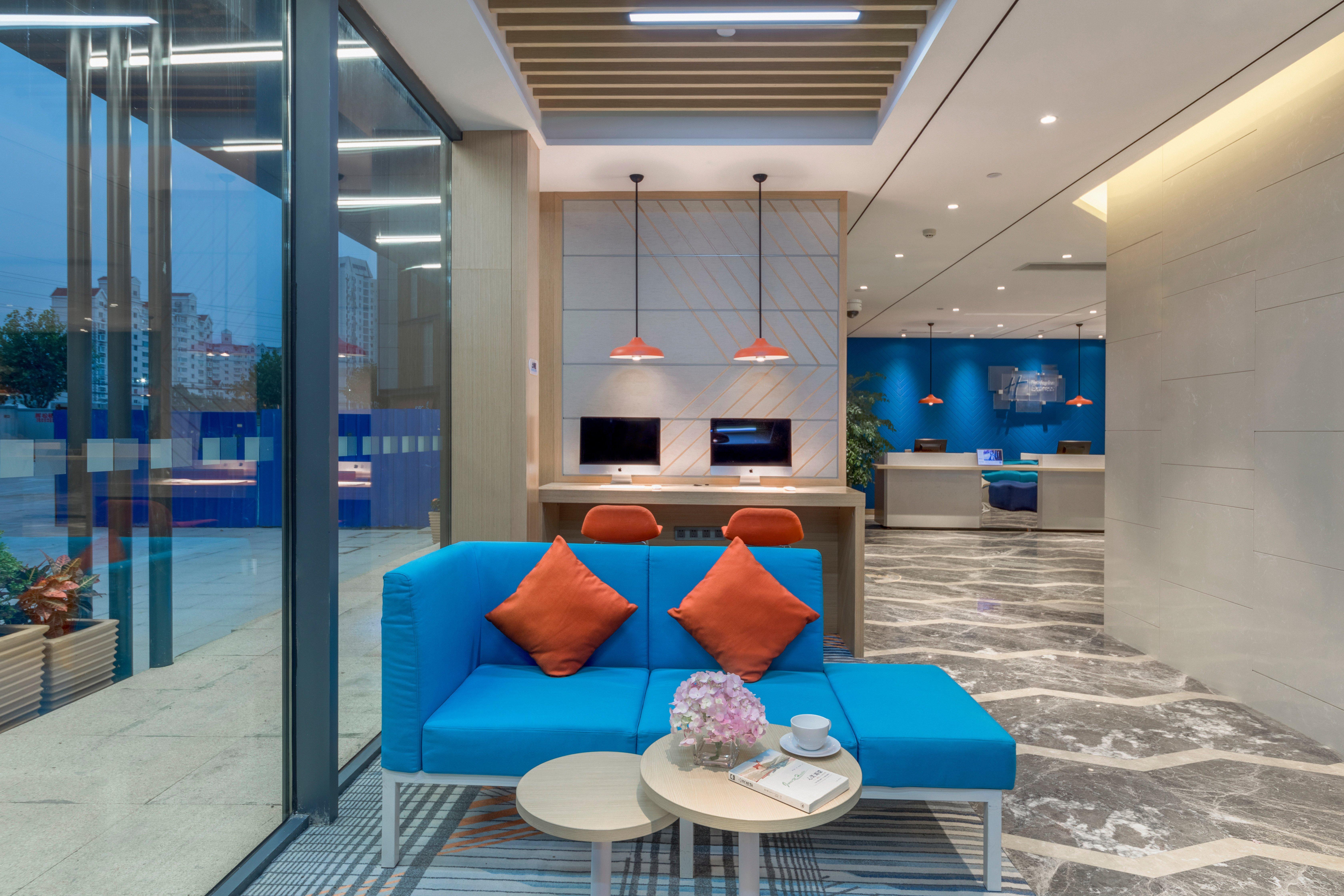 Holiday Inn Express Shanghai Jiading Center By Ihg Exteriér fotografie