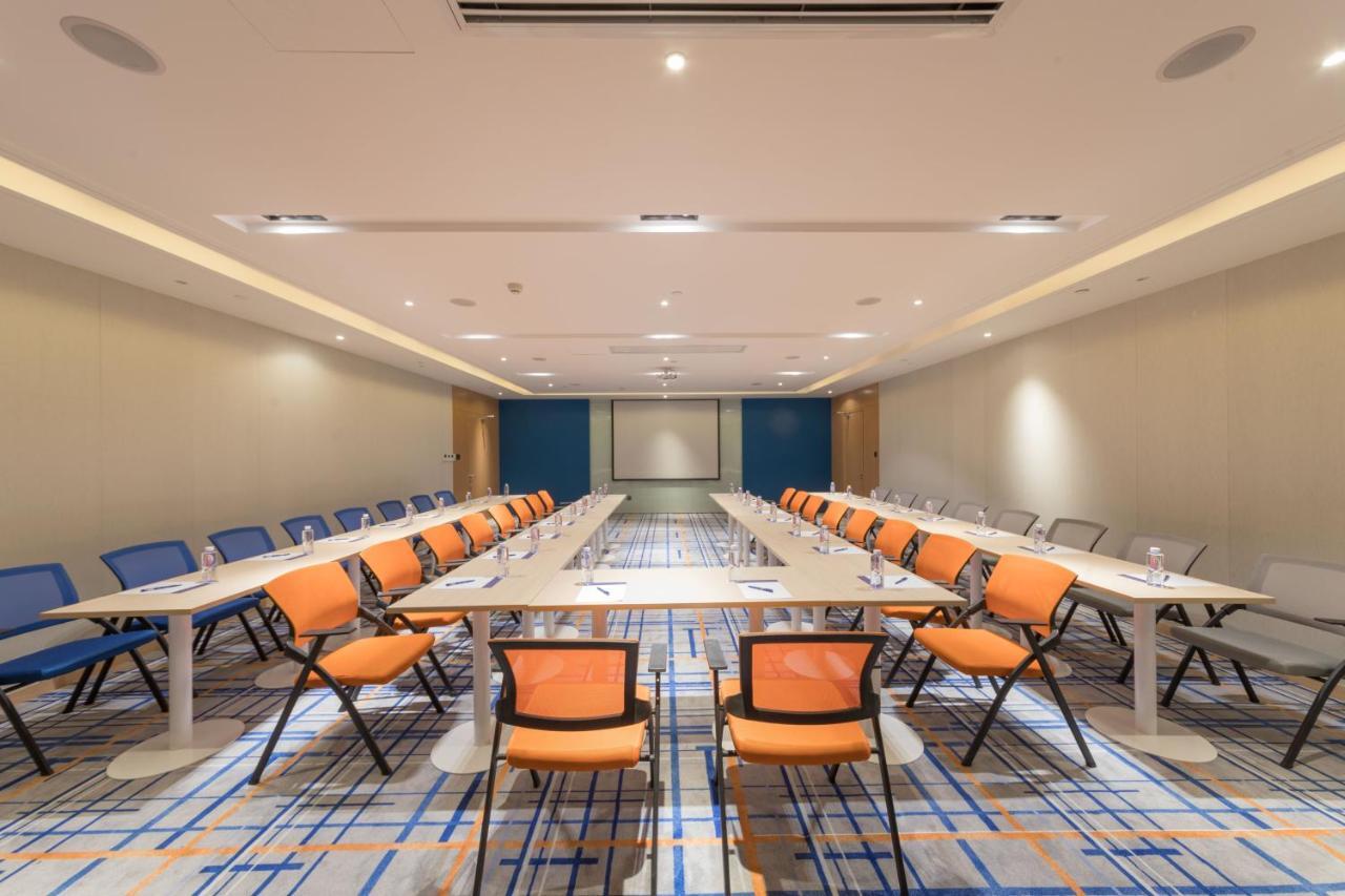 Holiday Inn Express Shanghai Jiading Center By Ihg Exteriér fotografie